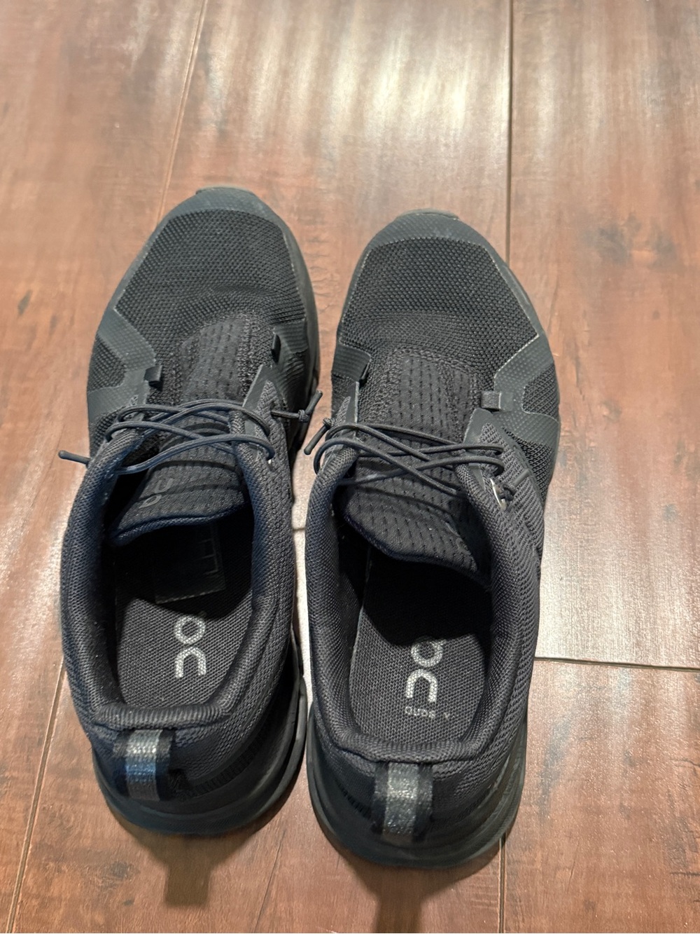 On Running Men's Black Low-Top Running Sneakers